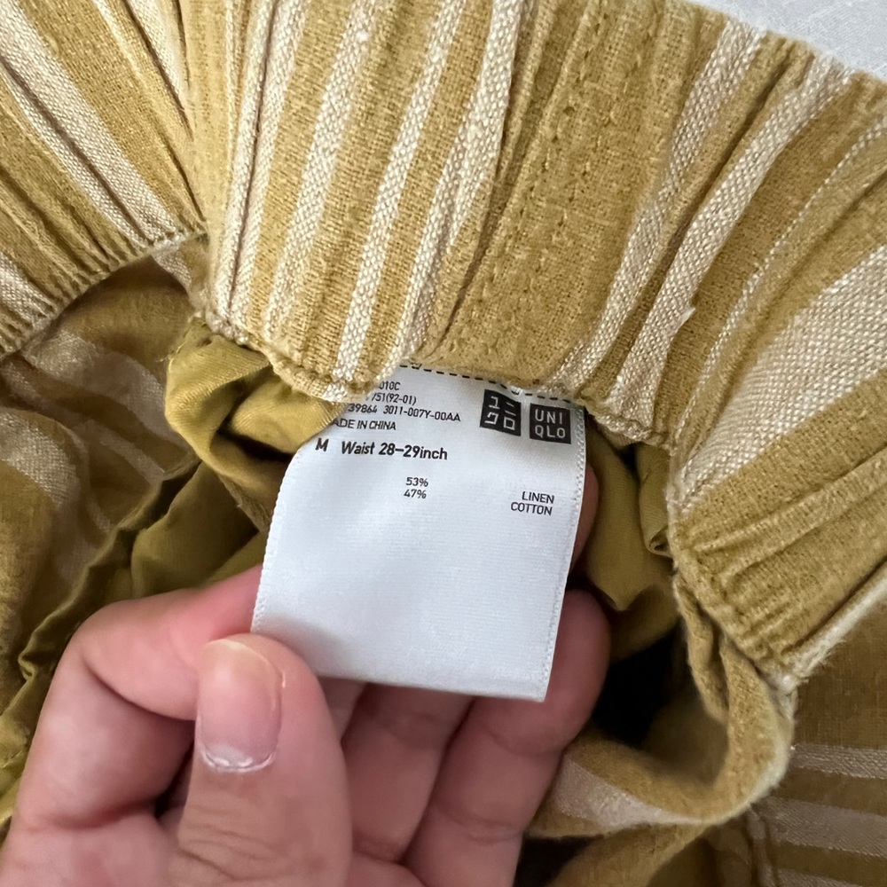 Uniqlo Striped Linen Blend Shorts - Picture 6 of 6